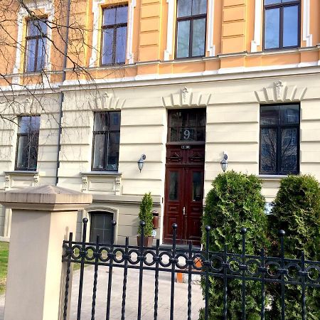 Elizabetes Apartments Riga Ngoại thất bức ảnh