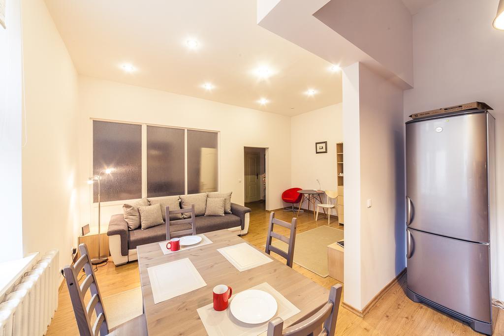 Elizabetes Apartments Riga Ngoại thất bức ảnh