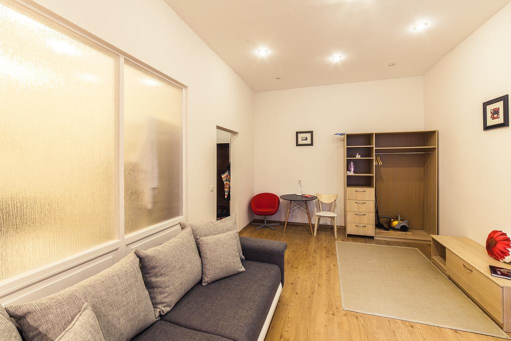 Elizabetes Apartments Riga Ngoại thất bức ảnh