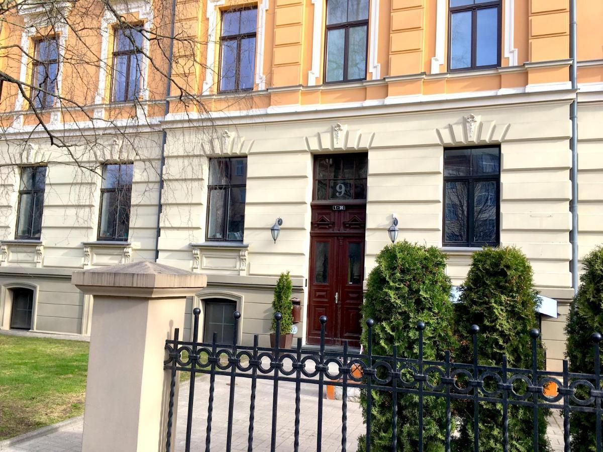 Elizabetes Apartments Riga Ngoại thất bức ảnh